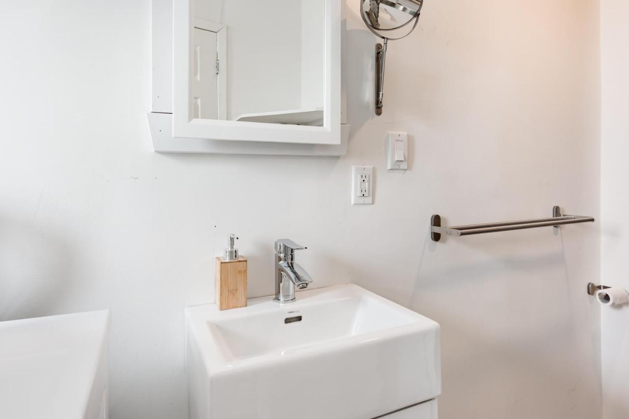 Apartments Near Montreal Olympic Park Ngoại thất bức ảnh